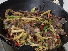-牛八宝桂林米粉(八里庄店)