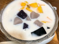 芒果烧仙草-大甜九港式甜品(武林店)