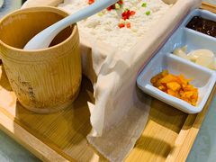 -阿三鱼头泡饼·家常菜