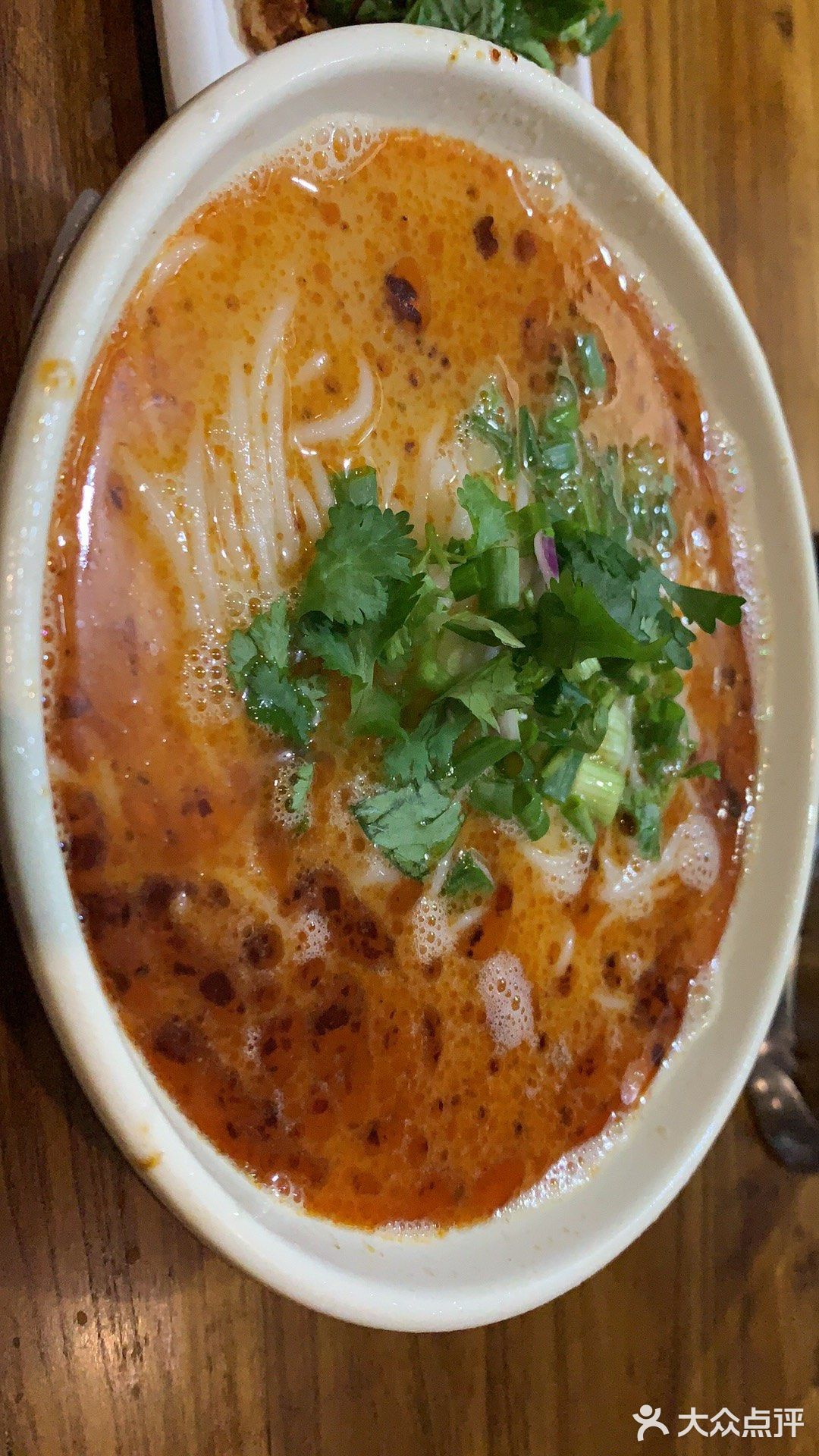 从小吃到大的童年记忆，小粉=素米线、羊肉笼笼、红烧羊