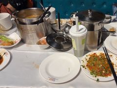 -领鲜活海鲜榴莲自助火锅(东门店)