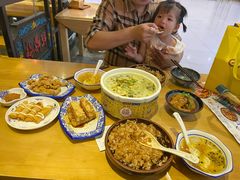 神仙钵饭-裕鼎鲜·新中菜(青山湖万达店)