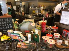 零售区-星巴克(舟山蜈蚣峙店)