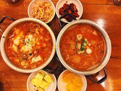 泡菜猪肉锅-金北顺大锅家(신사본점)