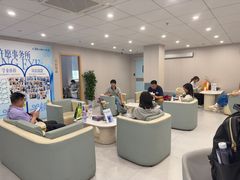 -上海大学附属上海和平眼科医院