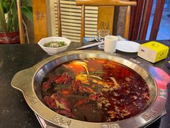 -山城年华老火锅(玉林店)