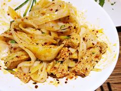 酸辣凉皮-平娃三宝烧烤·面食(南小街店)