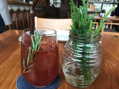 -ROAST coffee & eatery