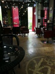 -In Style Hair Salon