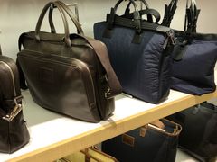 -Longchamp(佛罗伦萨小镇奥特莱斯店)