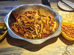 -嘎嘎鸭下巴·爆辣干锅(明教寺店)