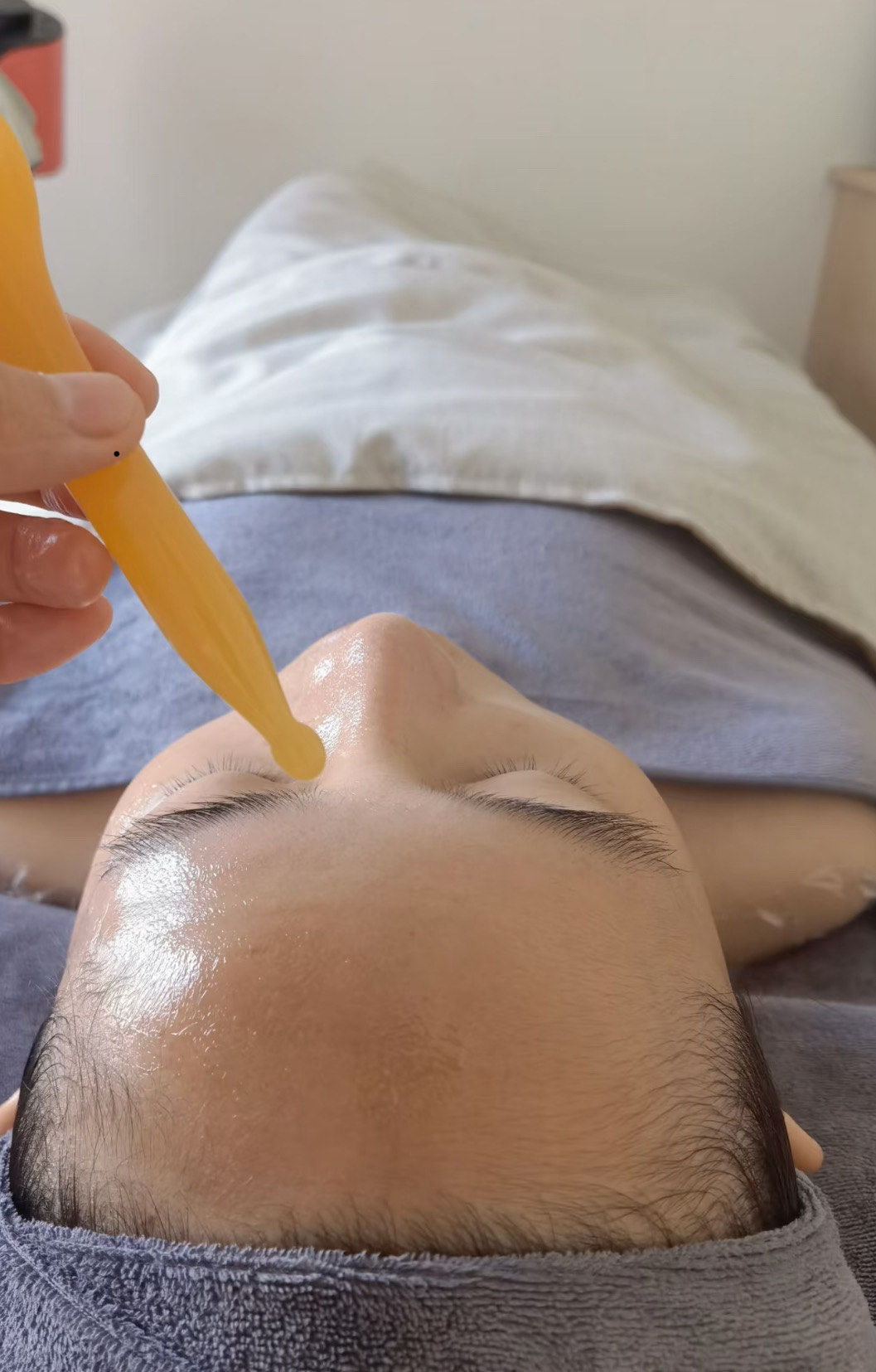 拨筋就好比给花松土,如果只浇水 不松土,营养就只