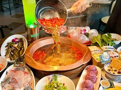 -三只耳冷锅鱼火锅(玉林店)
