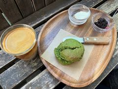 Matcha&nbsp;Scone&nbsp;抹茶司康-CAFE CHEZ W一木家(香山路店)