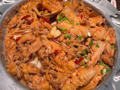 鸡翅煲-胖哥俩肉蟹煲(济南世茂国际广场店)