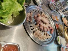 -哈哈碳都·牛肋条无限自助烤肉(台江万达店)