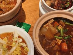 -谷田稻香·砂锅菜(川沙百联店)
