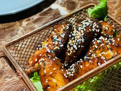 黑白芝麻鸡翅-Let'sBURGERplus·非常创意汉堡(三里屯店)