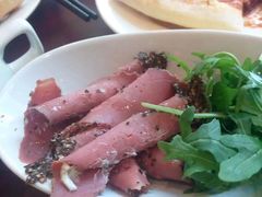 -香格里拉鱼跃地中海西餐厅·牛排披萨