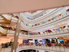 -上海来福士广场