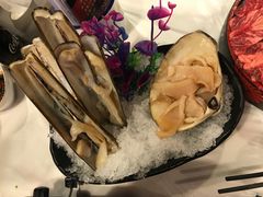 -鲜入围煮花胶鸡海鲜火锅