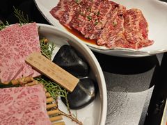-山川小町·极番烧肉(新地假日广场店)