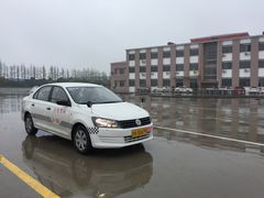 -万国驾校
