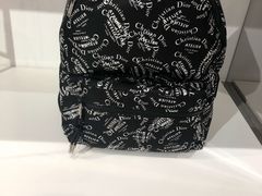 -伦敦比斯特购物村