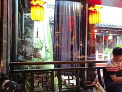 -小龙翻大江文化火锅(宽窄店)