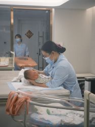 -盈月阁母婴护理中心·月子中心·月嫂育儿嫂