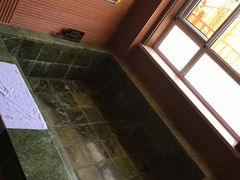 -大连步云山老汤度假山庄