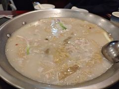 -老来福·非遗酸汤兔(凯旋路店)