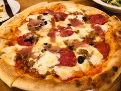 -城市大道红炉披萨烘焙坊