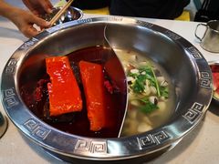 -憨铁匠老火锅(龙岗万科里店)