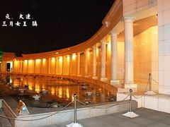 艺术长廊-大连人民广场