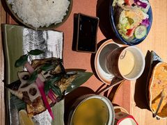 -本源食集 日式烧肉·炉端烧(东海缤纷店)