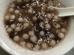 -芳婆糕团店(王府大街店)