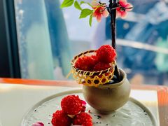 杨梅鳕鱼球-柳莺湖上·湖景餐厅·江南菜(西湖店)