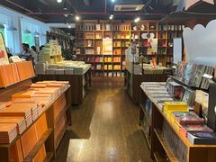 -新华书店(解放路店)