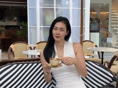 -Line 咖啡(石厦花园店)