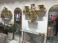 -肆兮眼镜·蔡司·徕卡战略合作店(大坪店)