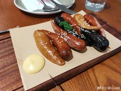 香肠拼盘-CRAZYONES西班牙海鲜饭(上海美罗城店)
