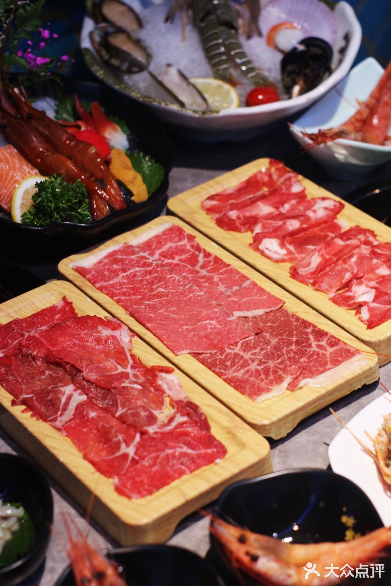 魔都新晋高逼格海鲜自助餐厅｜采极鲜🦞