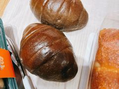 -万利隆·活力烘焙(人民路店)