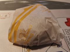 双层吉士汉堡包-麦当劳(七宝乐购店)