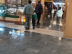 -凤凰汇购物中心