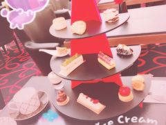 -Salon de The de Joel Robuchon(外滩18号店)