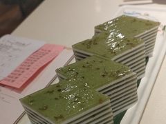 绿茶桂花糕-粤点越有·茶点·粤菜(樵岭国际店)
