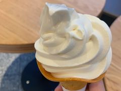 榴莲之神冰淇淋花筒-肯德基(巴沟店)