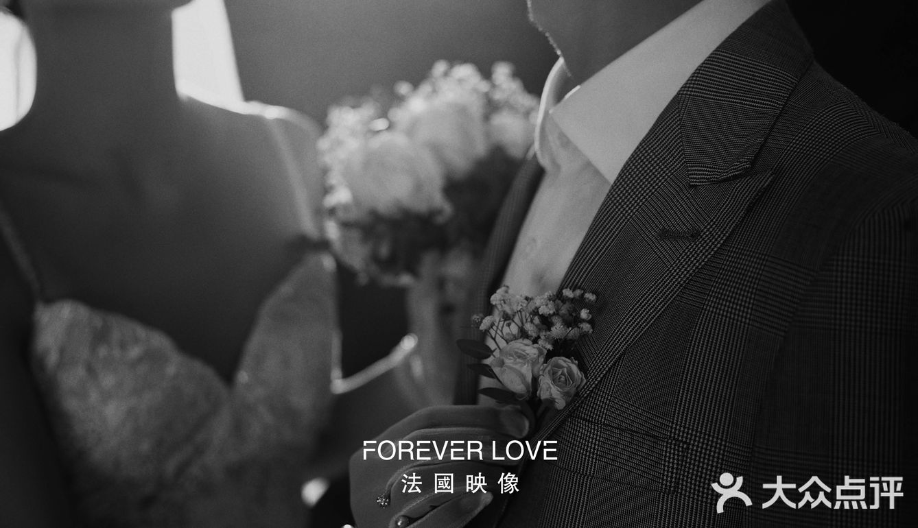 客片分享✅[爱心]😘秋天奶茶般的浪漫婚纱照你见过吗？💫